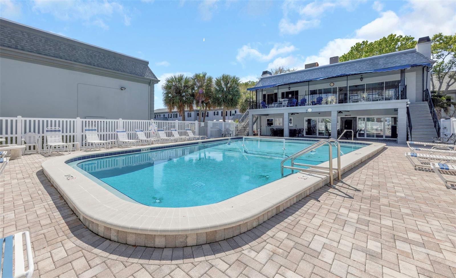 Image 20 of 24 For 6976 Sunset Drive S 6976