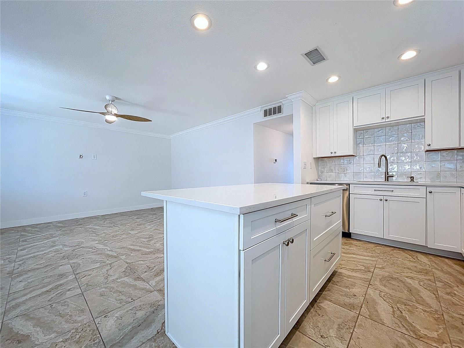 Image 20 of 83 For 250 126th Avenue 110