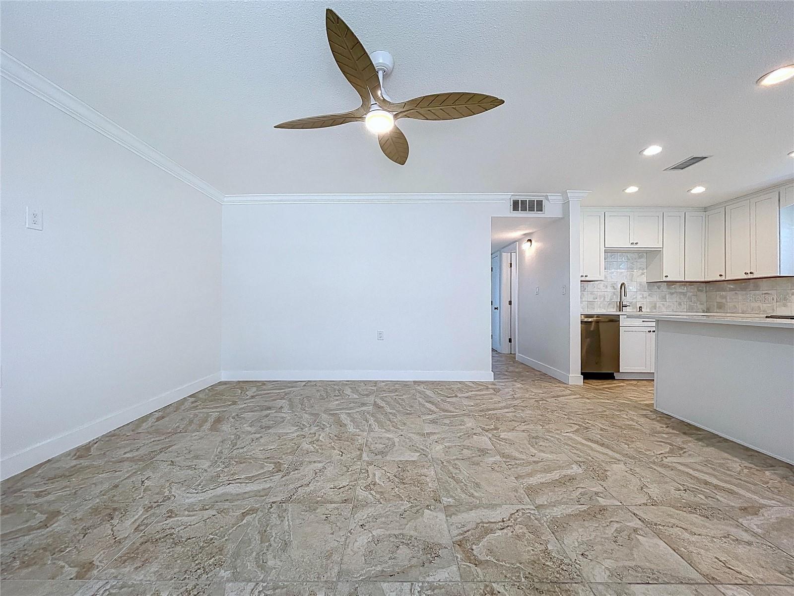 Image 24 of 83 For 250 126th Avenue 110