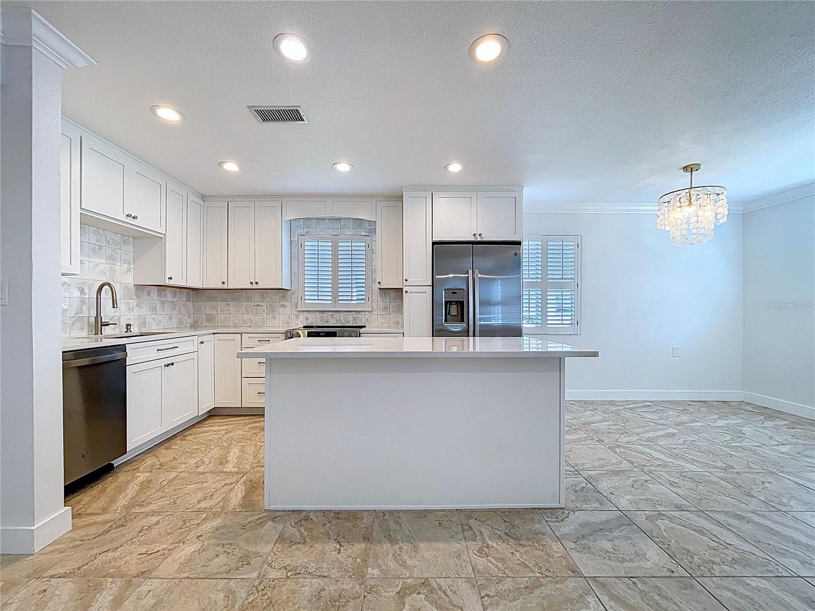 Image 6 of 83 For 250 126th Avenue 110