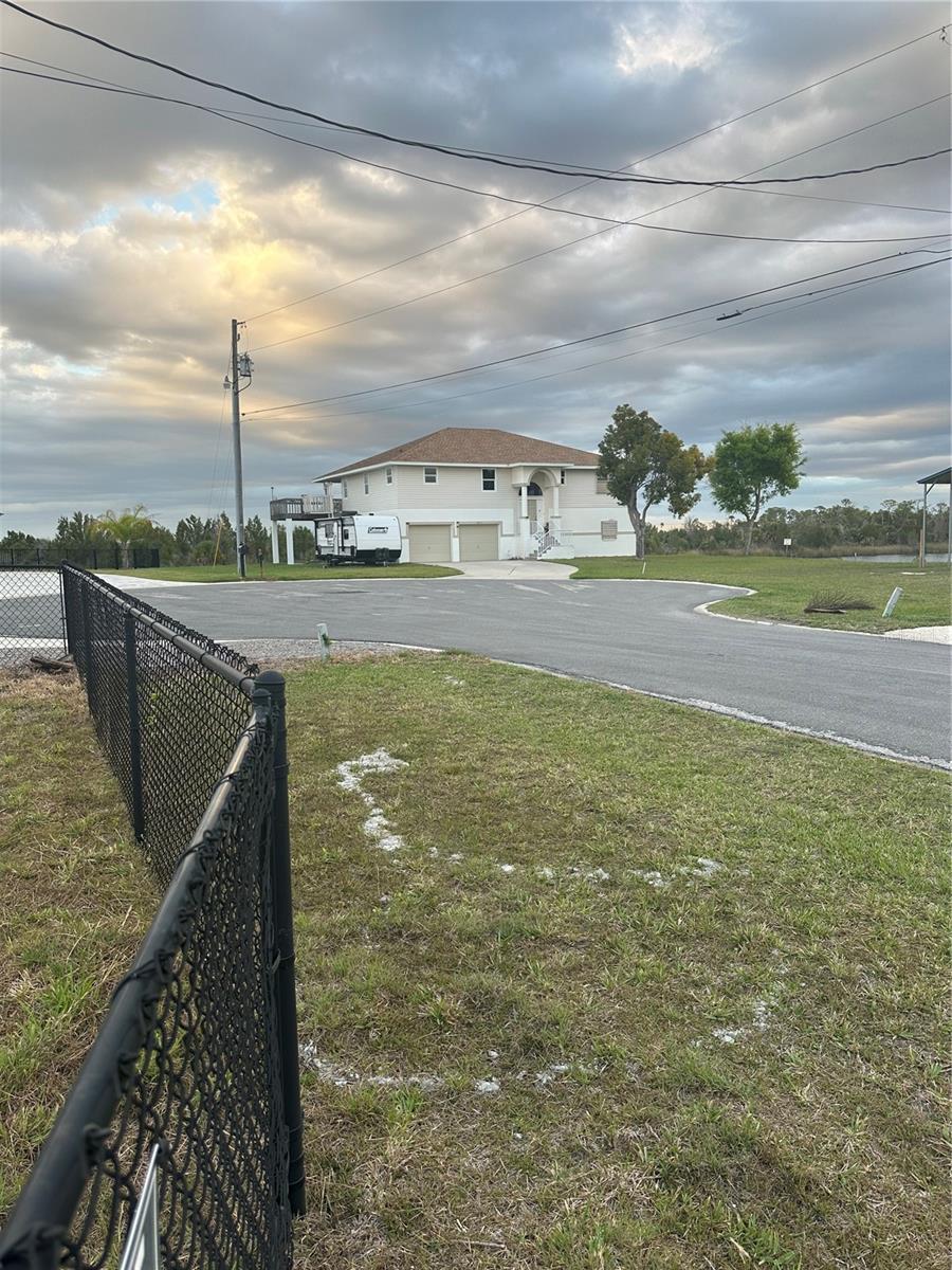 Image 18 of 21 For 3377 Oleander Drive