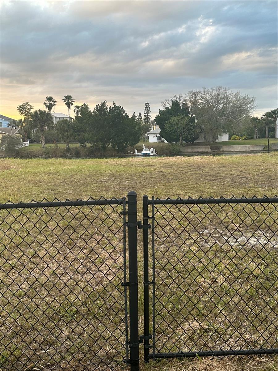 Image 7 of 21 For 3377 Oleander Drive