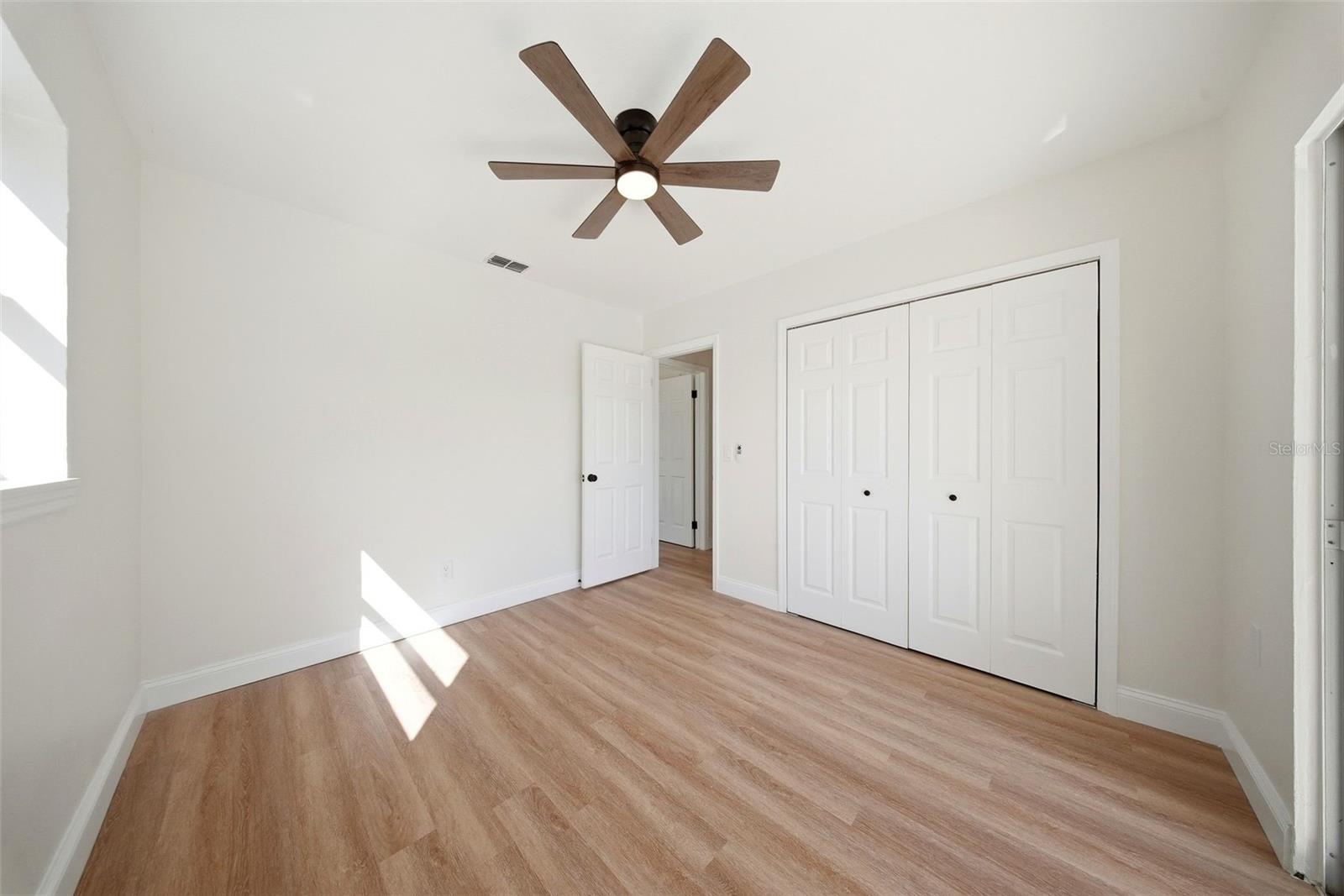 Image 33 of 59 For 327 Duncan Avenue