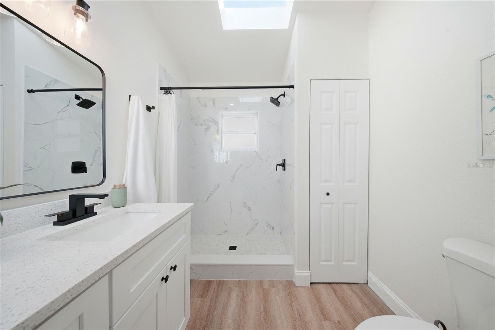 Image 35 of 59 For 327 Duncan Avenue