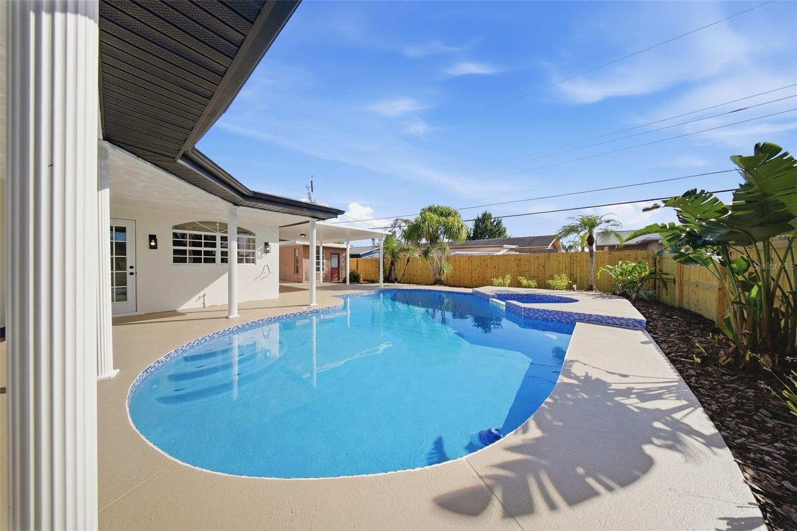 Image 38 of 59 For 327 Duncan Avenue