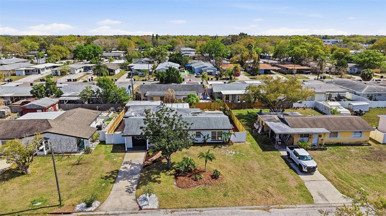 Image 48 of 59 For 327 Duncan Avenue