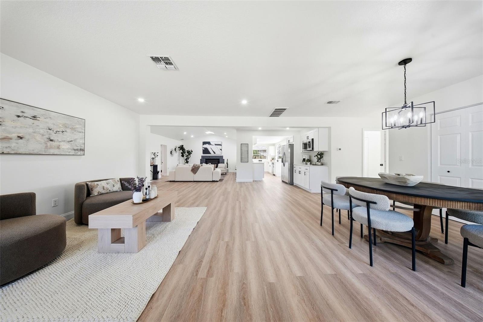 Image 6 of 59 For 327 Duncan Avenue