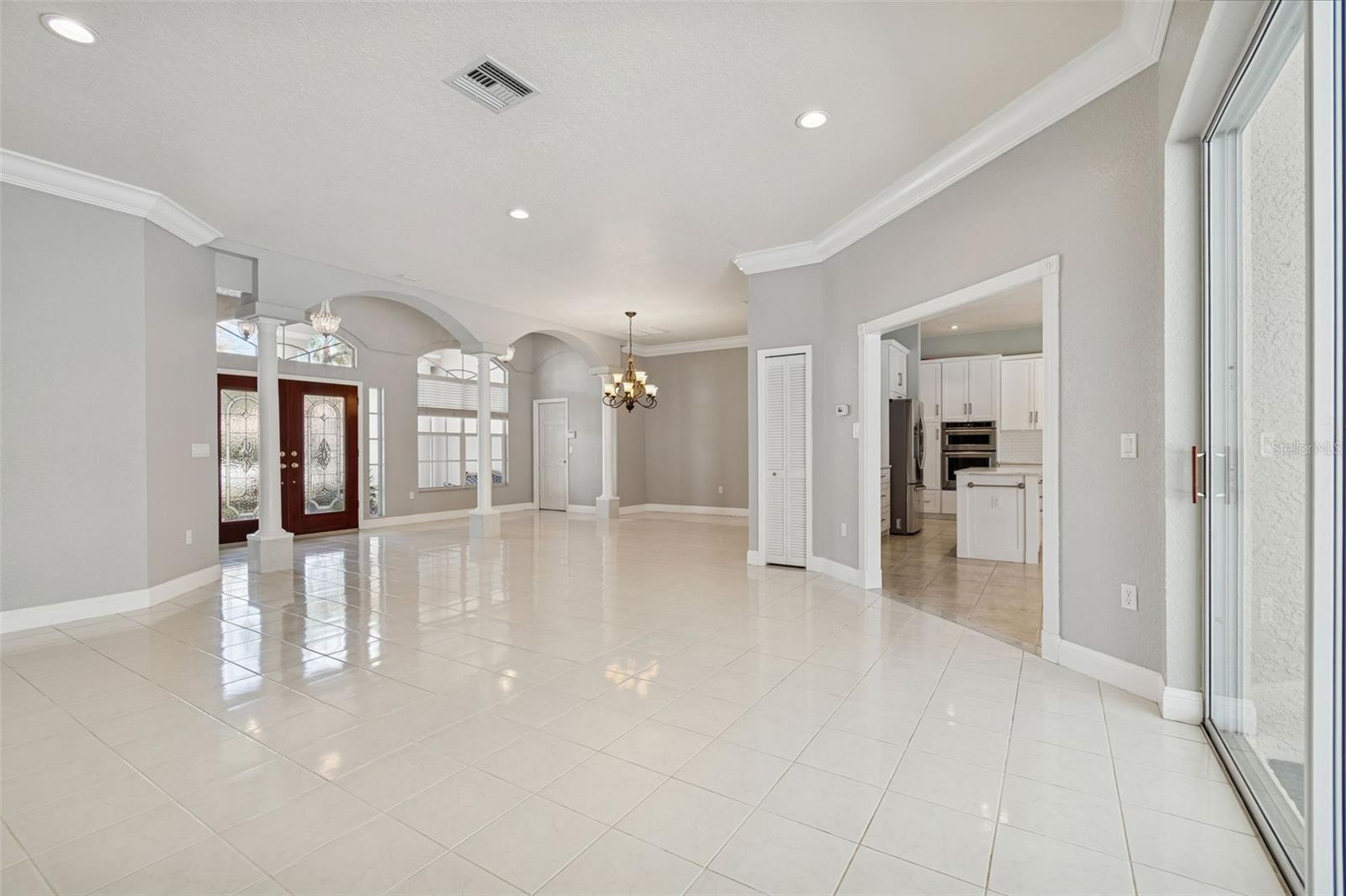 Image 14 of 69 For 3351 Bristol Place