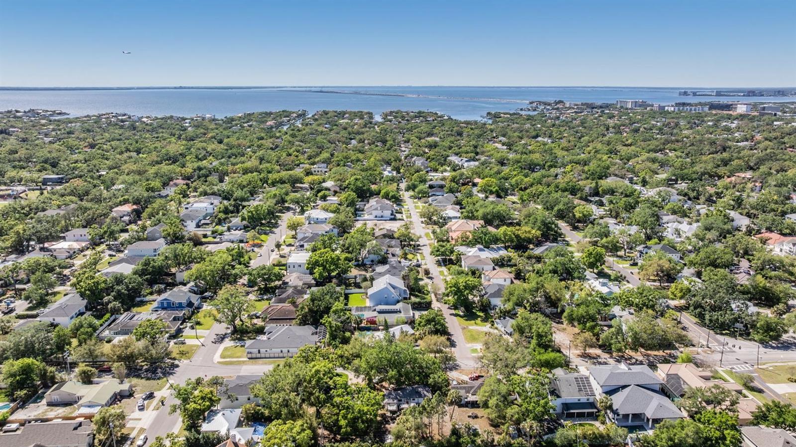 Image 27 of 33 For 1104 Lois Avenue