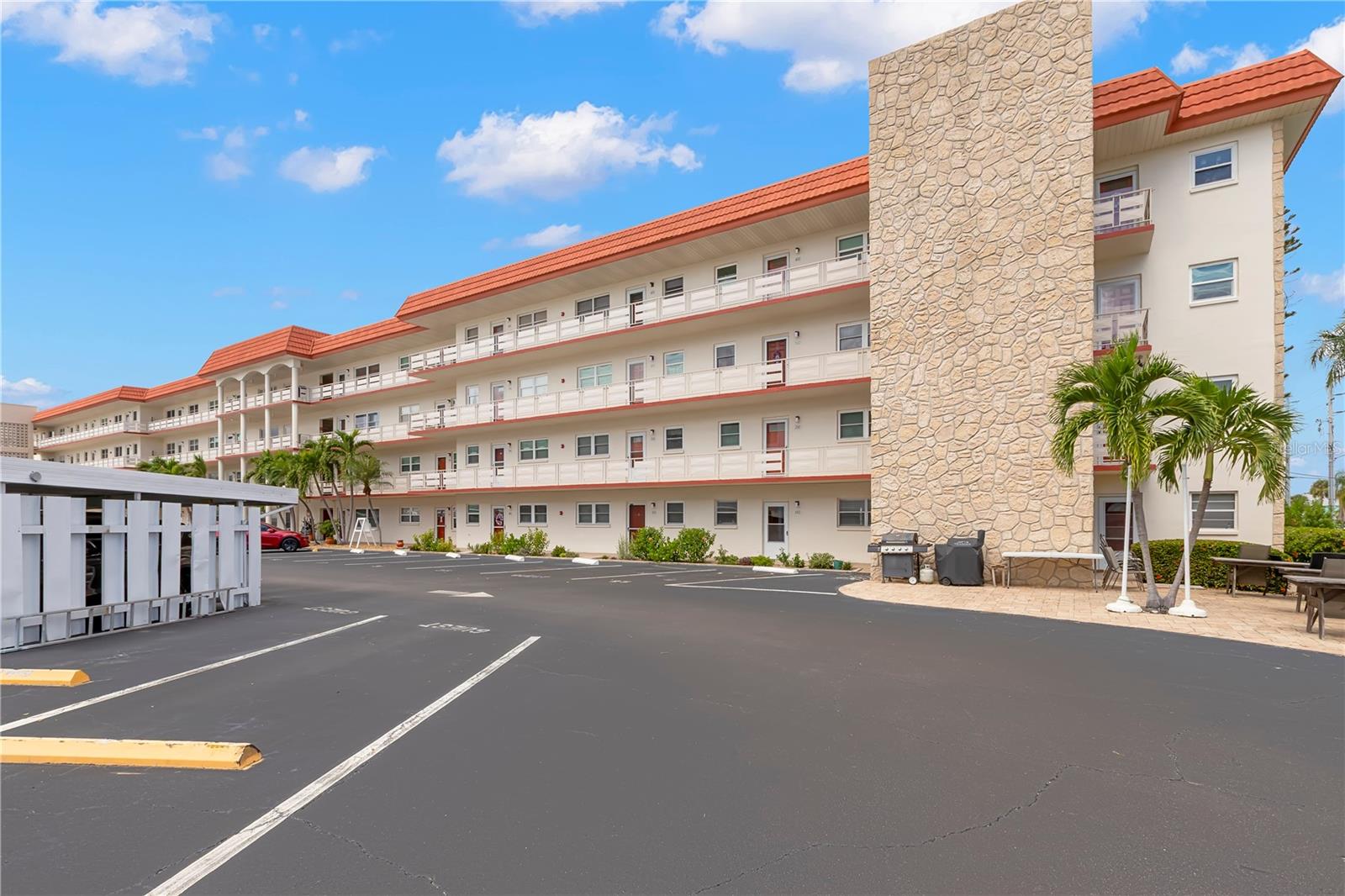 Image 41 of 49 For 3114 59th Street S 302