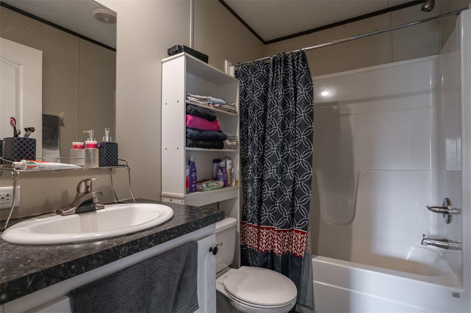 Image 16 of 24 For 40545 Stewart Road