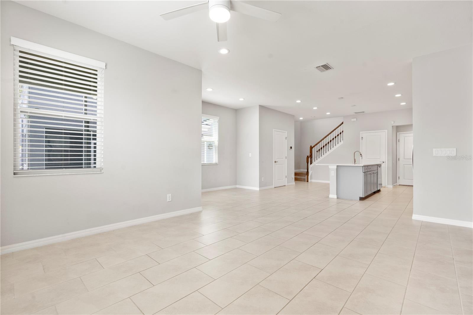 Image 9 of 33 For 6711 Rocky Park Street