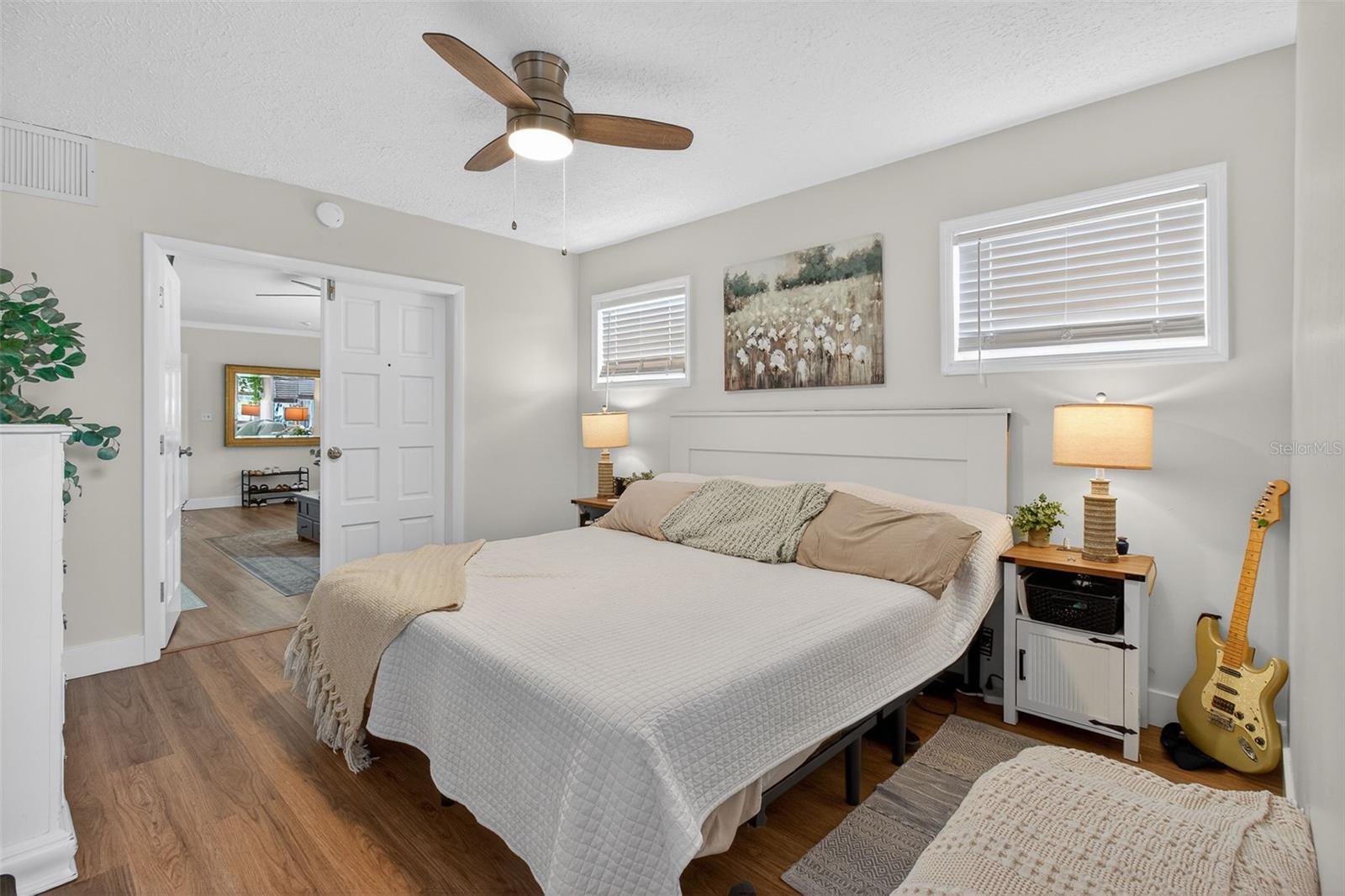 Image 12 of 47 For 322 47th Street N