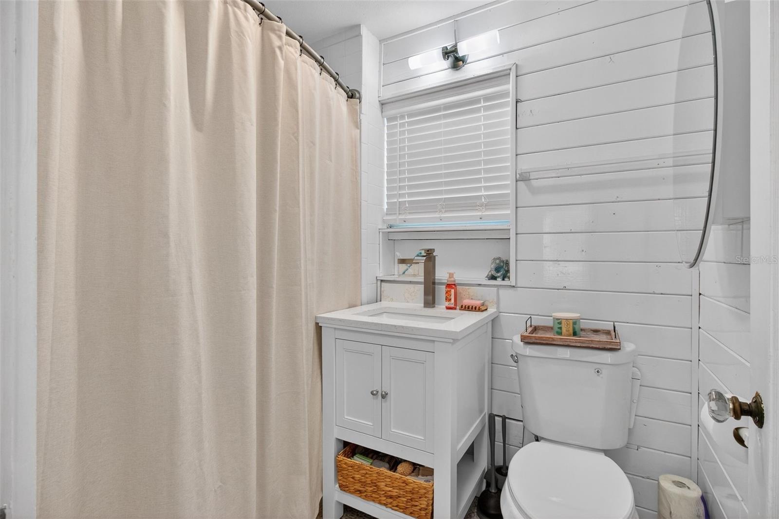 Image 26 of 47 For 322 47th Street N