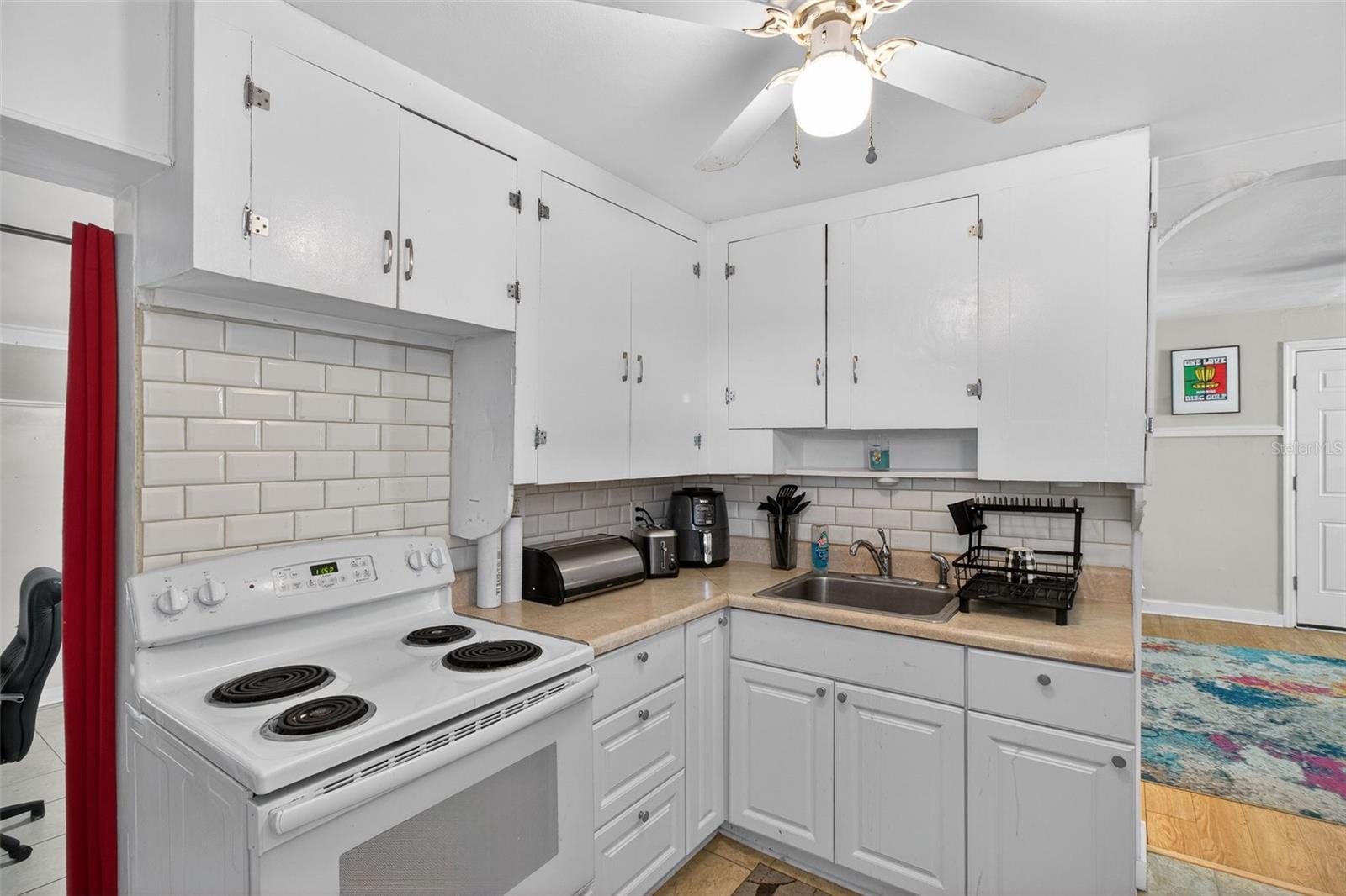 Image 43 of 47 For 322 47th Street N