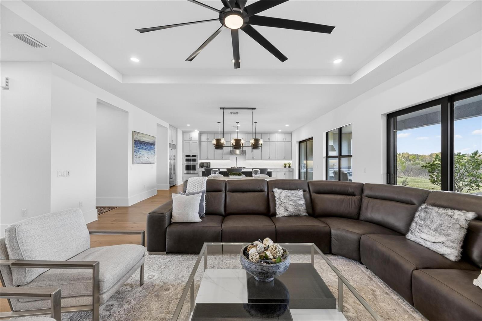 Image 16 of 94 For 2508 Waterfront Circle