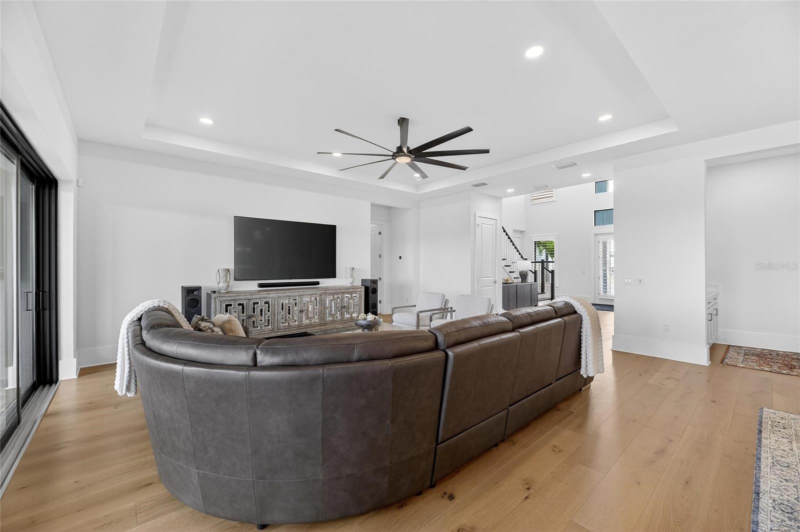 Image 18 of 94 For 2508 Waterfront Circle