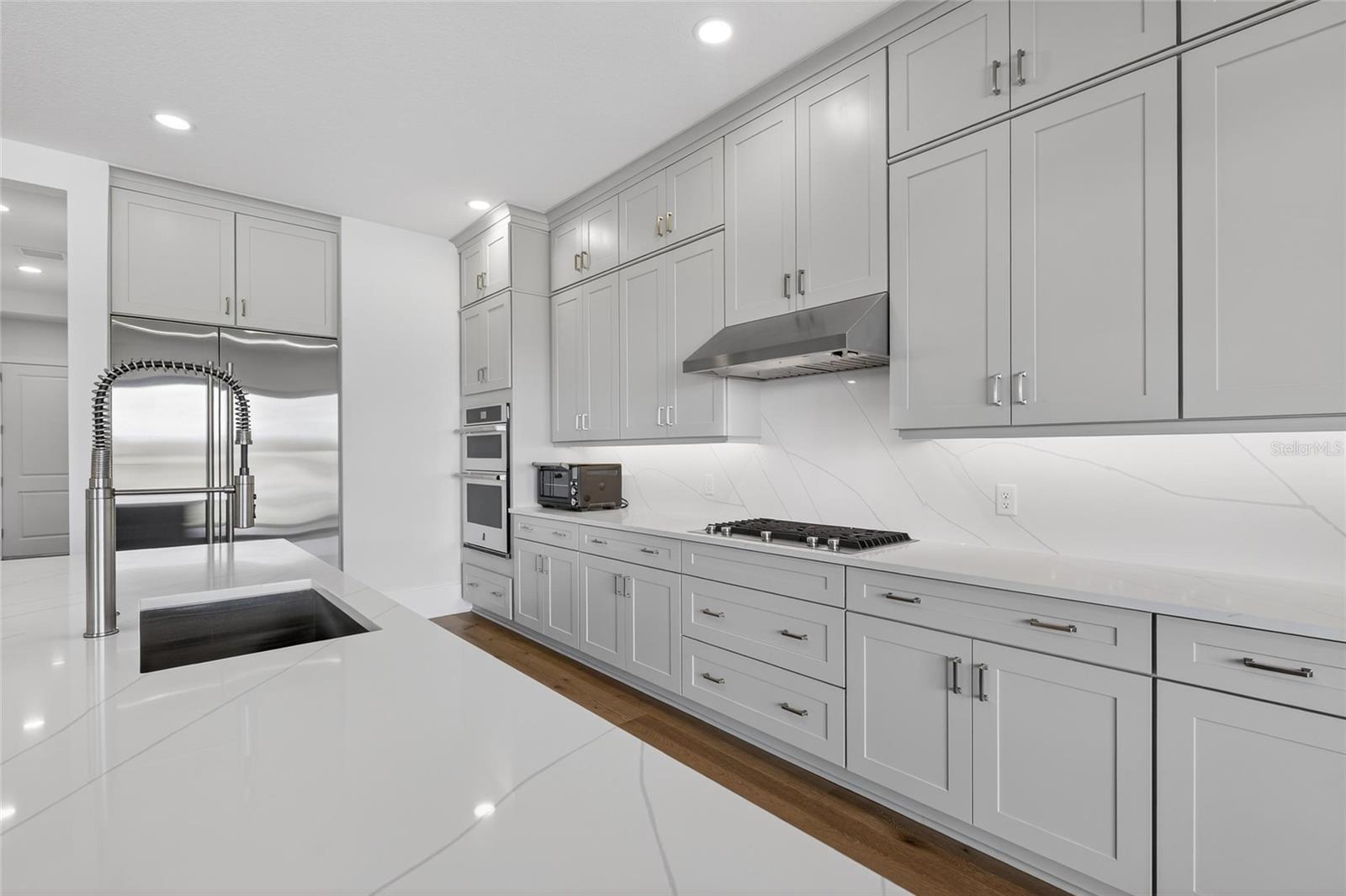 Image 33 of 94 For 2508 Waterfront Circle