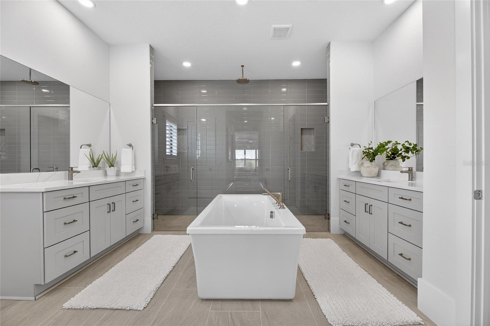 Image 48 of 94 For 2508 Waterfront Circle