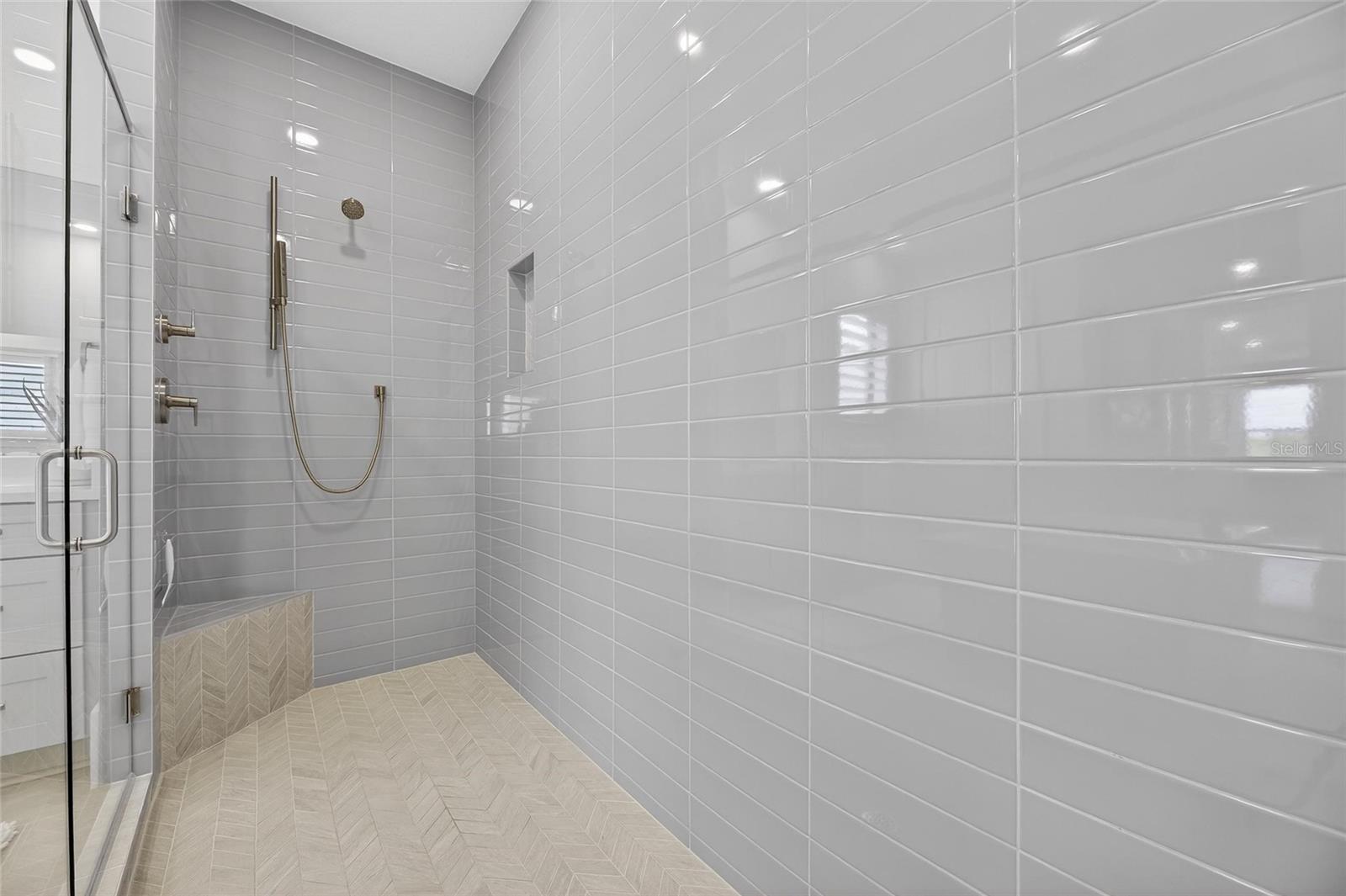 Image 51 of 94 For 2508 Waterfront Circle