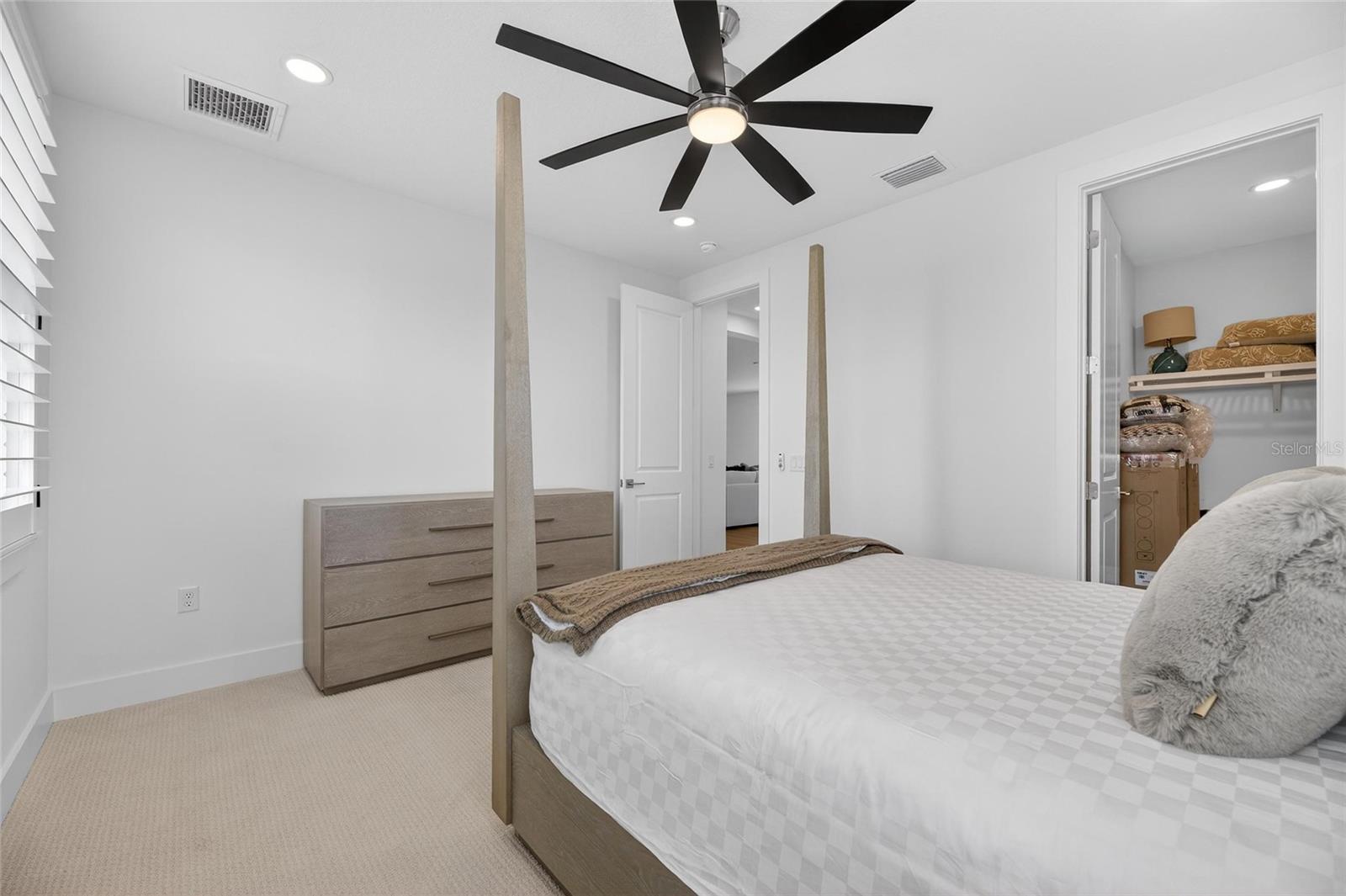 Image 62 of 94 For 2508 Waterfront Circle