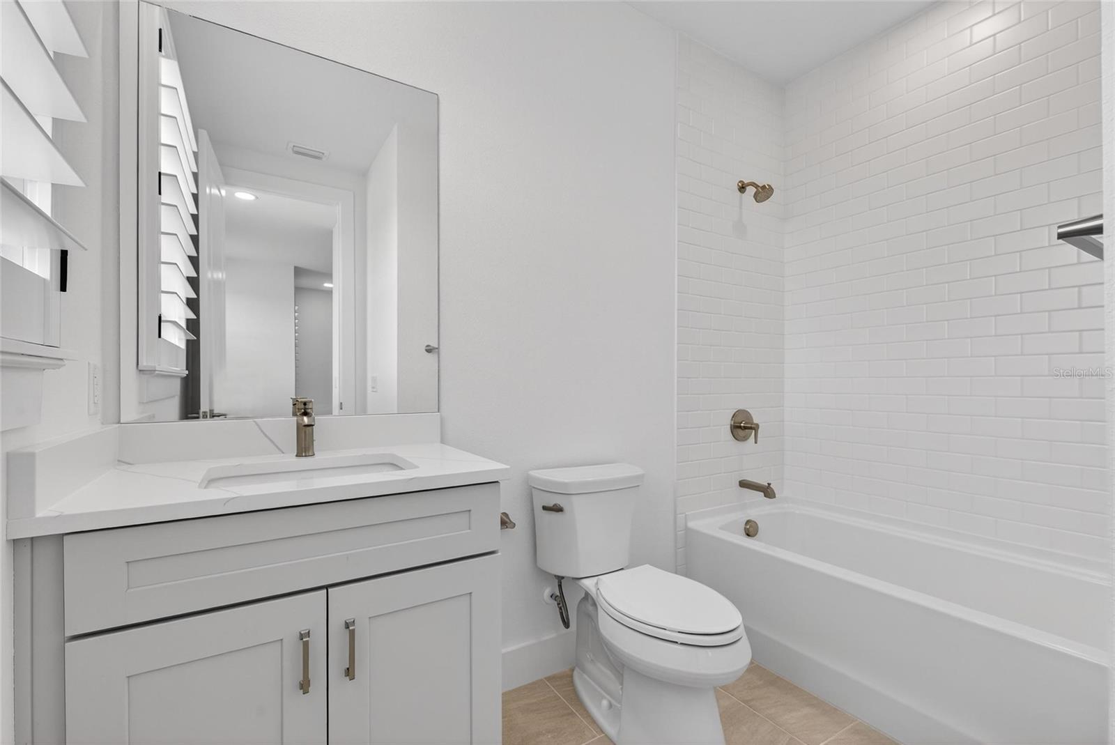 Image 69 of 94 For 2508 Waterfront Circle