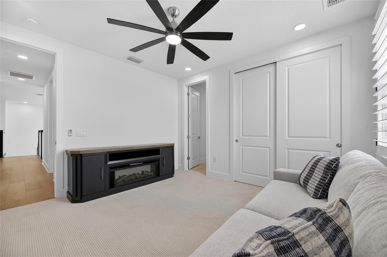 Image 78 of 94 For 2508 Waterfront Circle