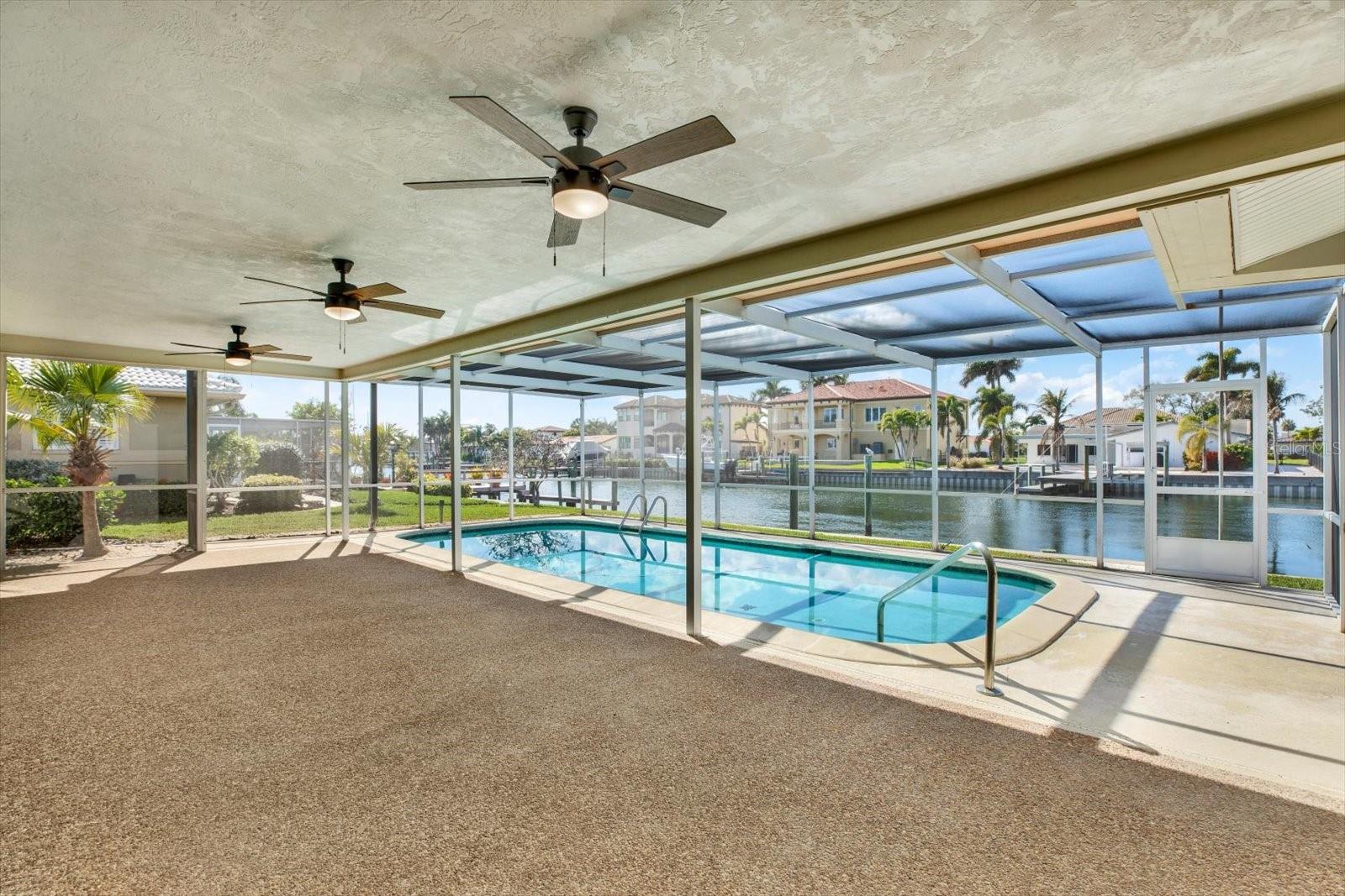 Image 37 of 48 For 1979 Iowa Avenue Ne