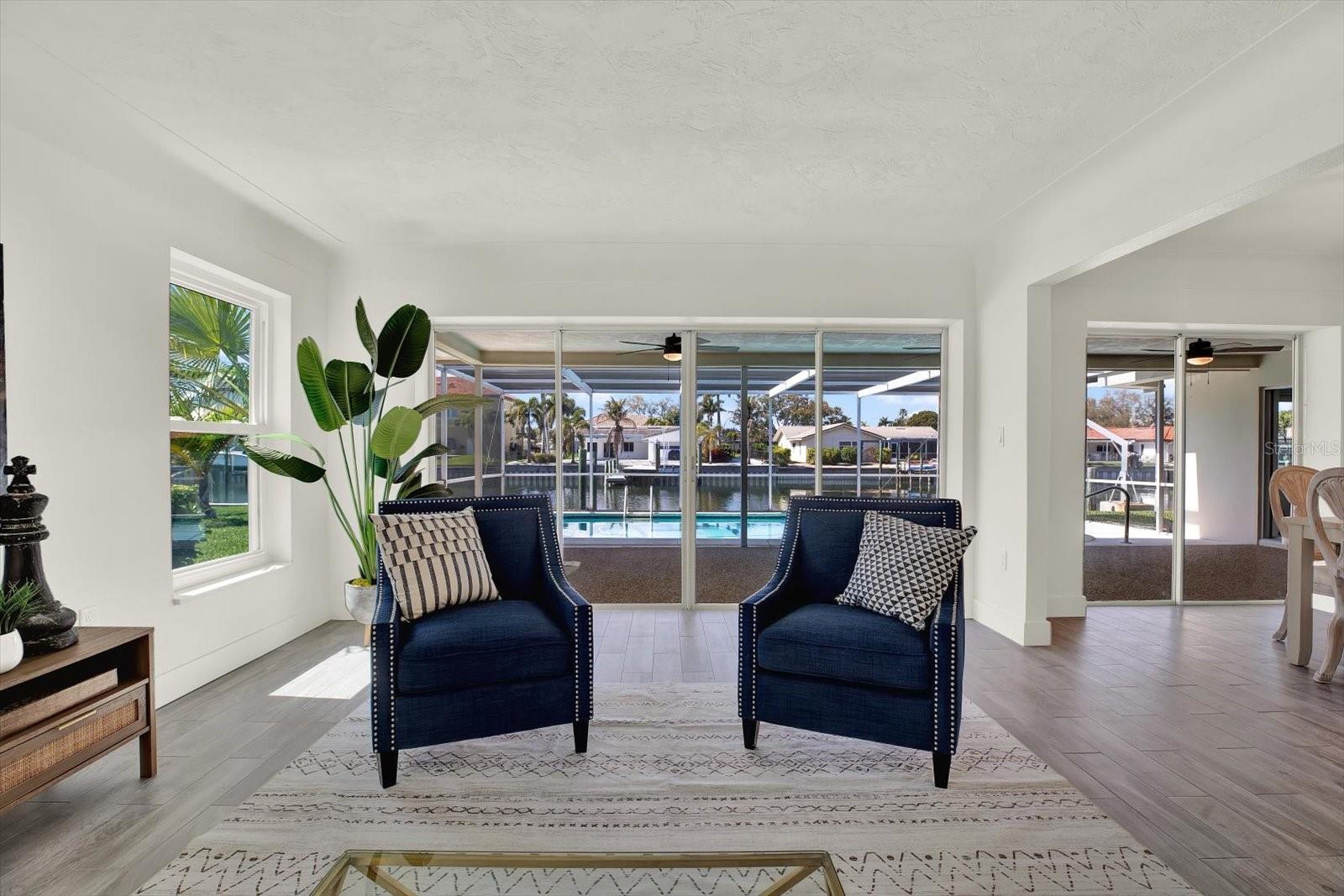 Image 5 of 48 For 1979 Iowa Avenue Ne