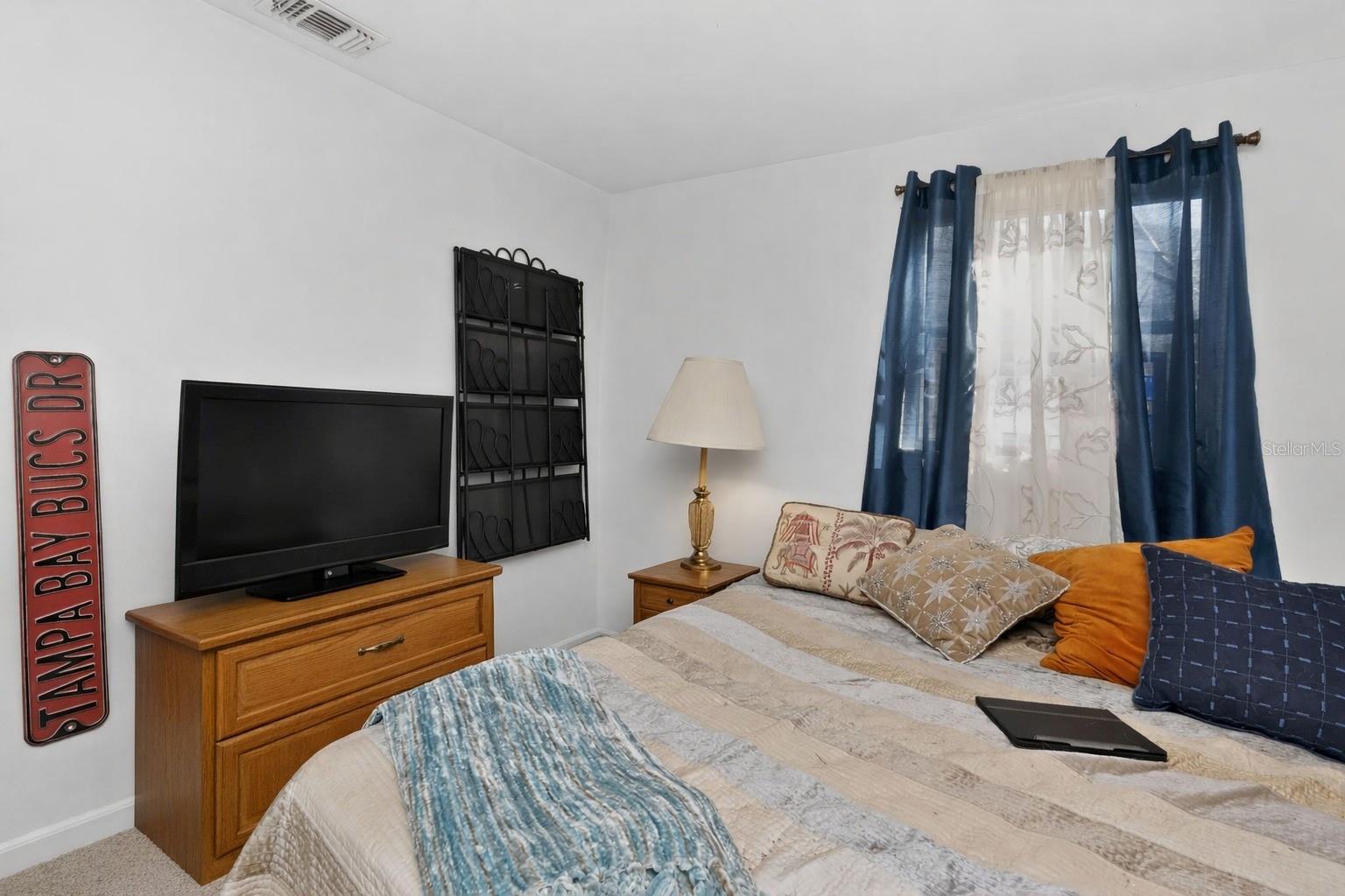 Image 16 of 30 For 3548 Blossom Lake Drive