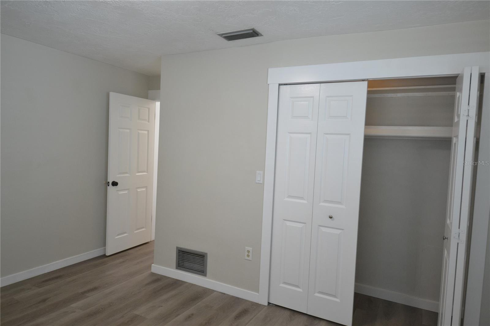 Image 26 of 55 For 746 Barbara Street