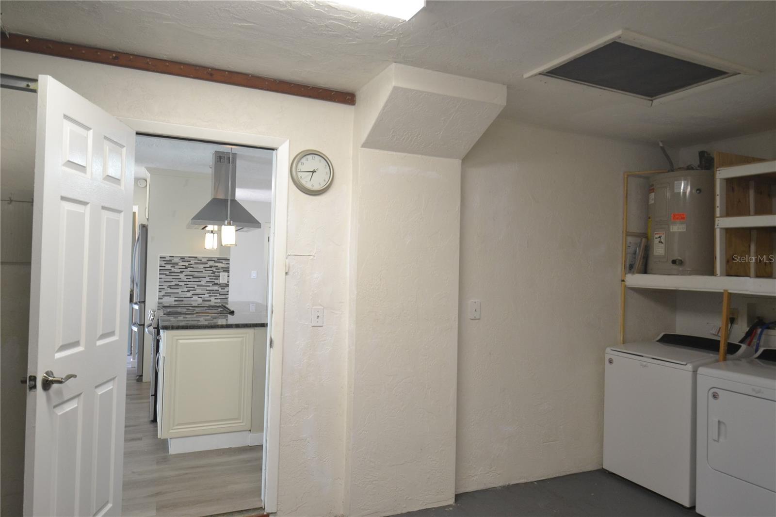 Image 36 of 55 For 746 Barbara Street