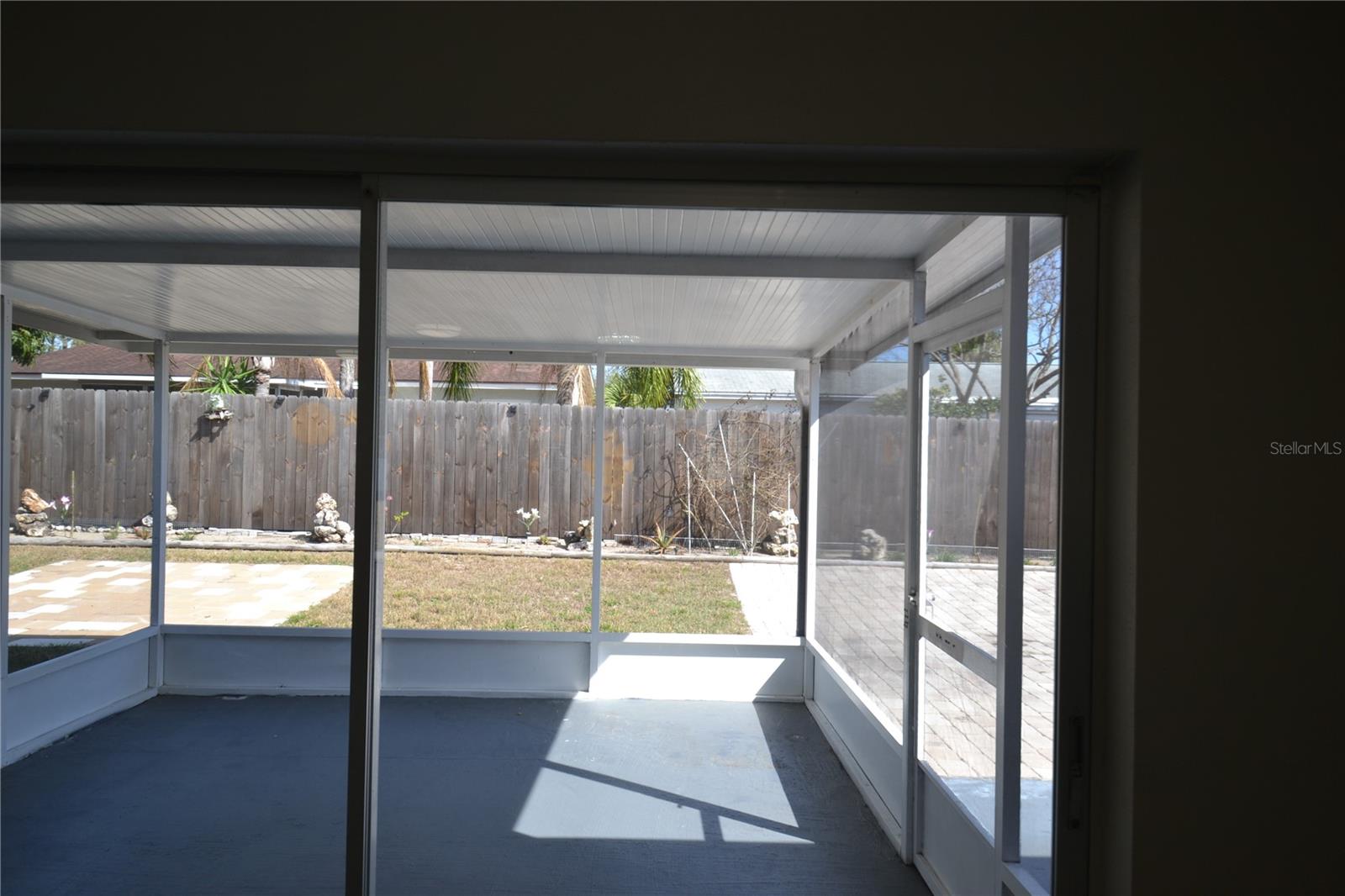 Image 37 of 55 For 746 Barbara Street