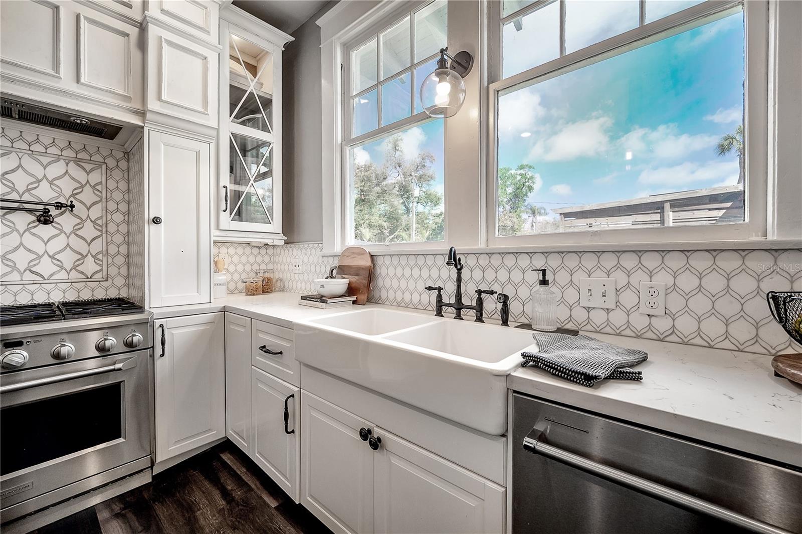 Image 15 of 65 For 5608 Seminole Avenue