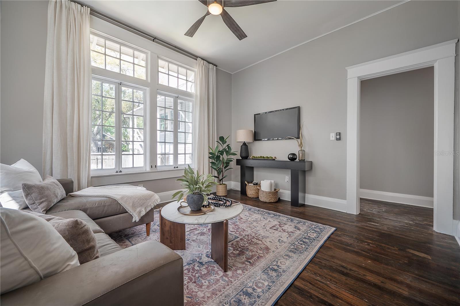 Image 20 of 65 For 5608 Seminole Avenue