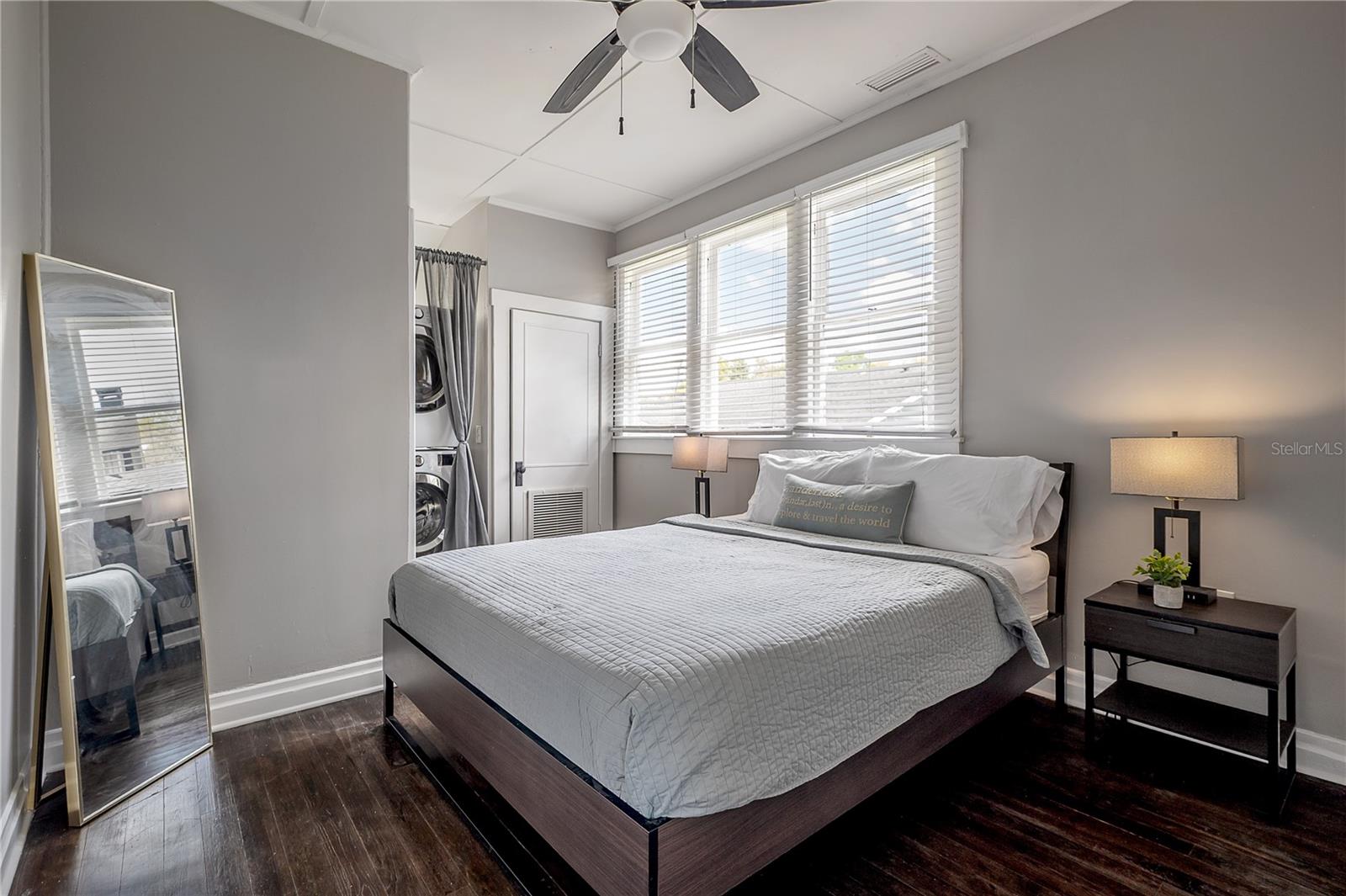 Image 57 of 65 For 5608 Seminole Avenue