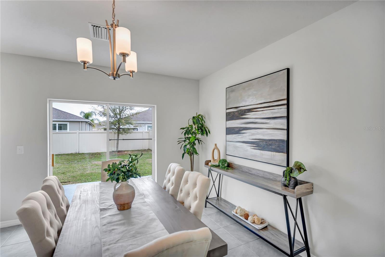 Image 11 of 51 For 32606 Canyonlands Drive