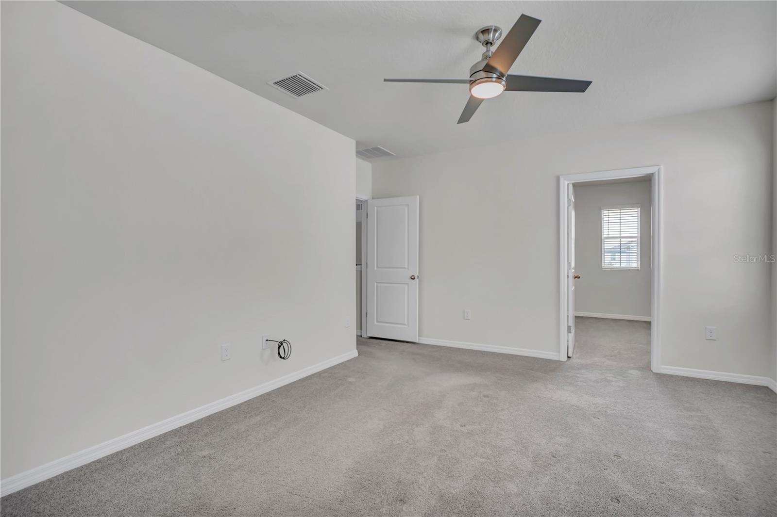 Image 18 of 51 For 32606 Canyonlands Drive