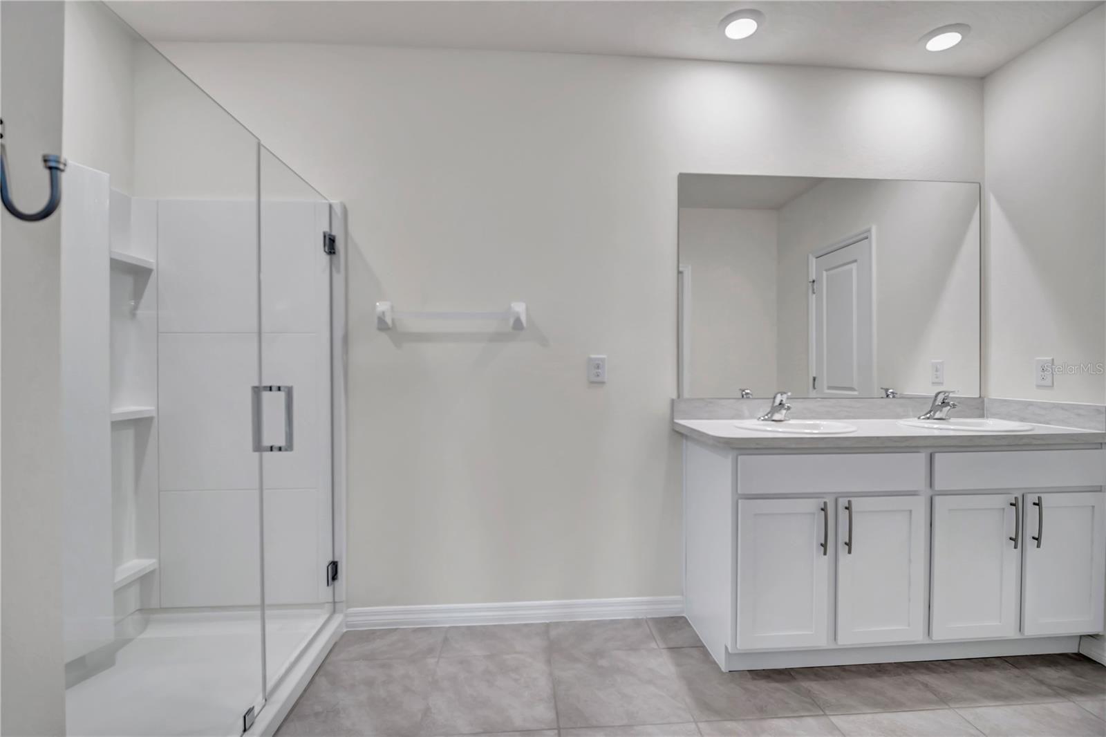 Image 20 of 51 For 32606 Canyonlands Drive