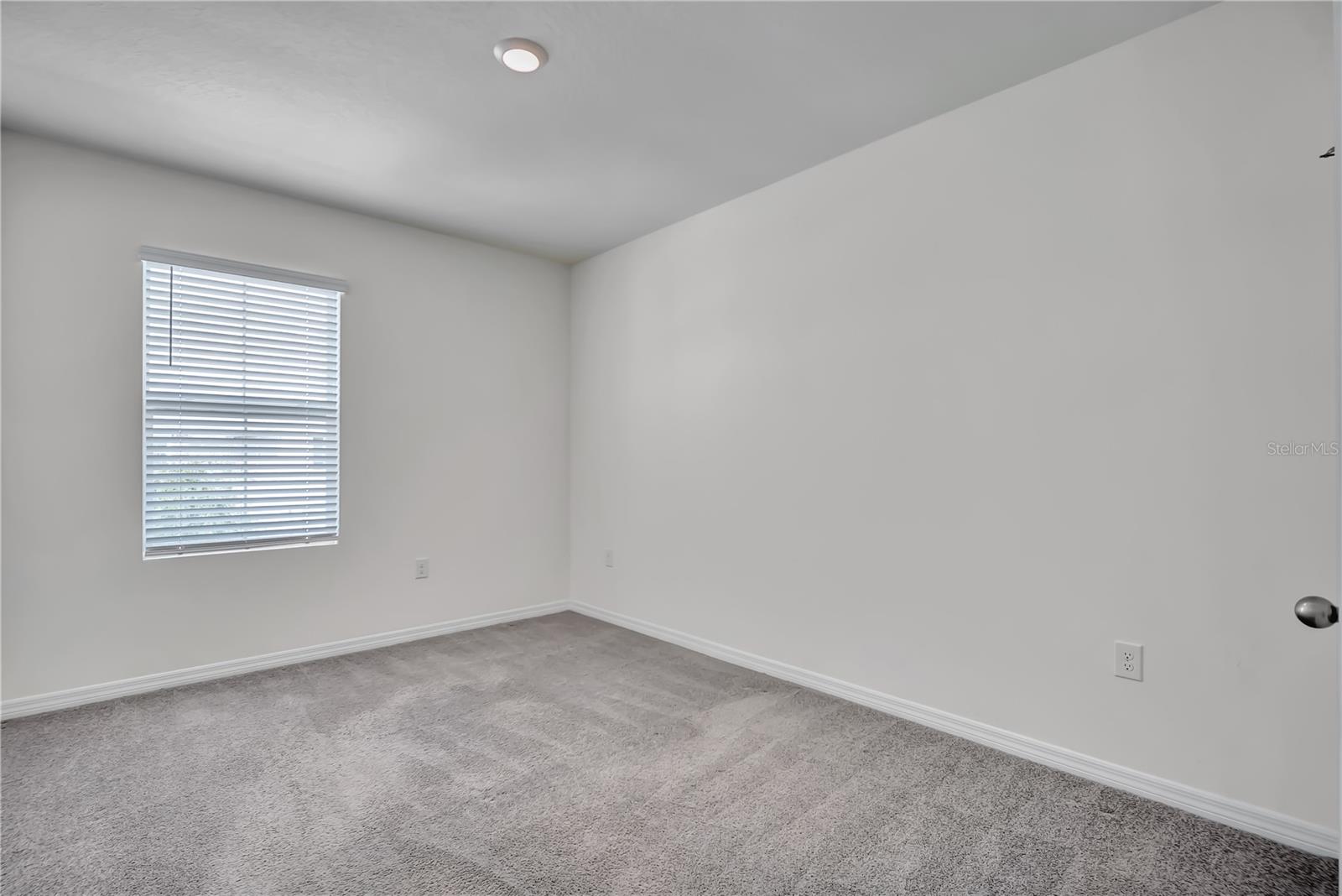 Image 28 of 51 For 32606 Canyonlands Drive