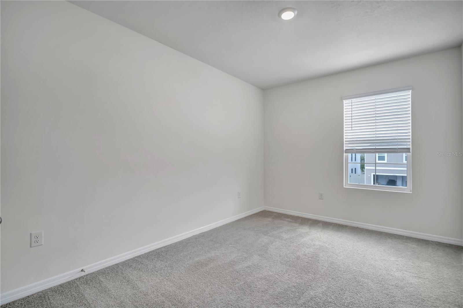 Image 37 of 51 For 32606 Canyonlands Drive