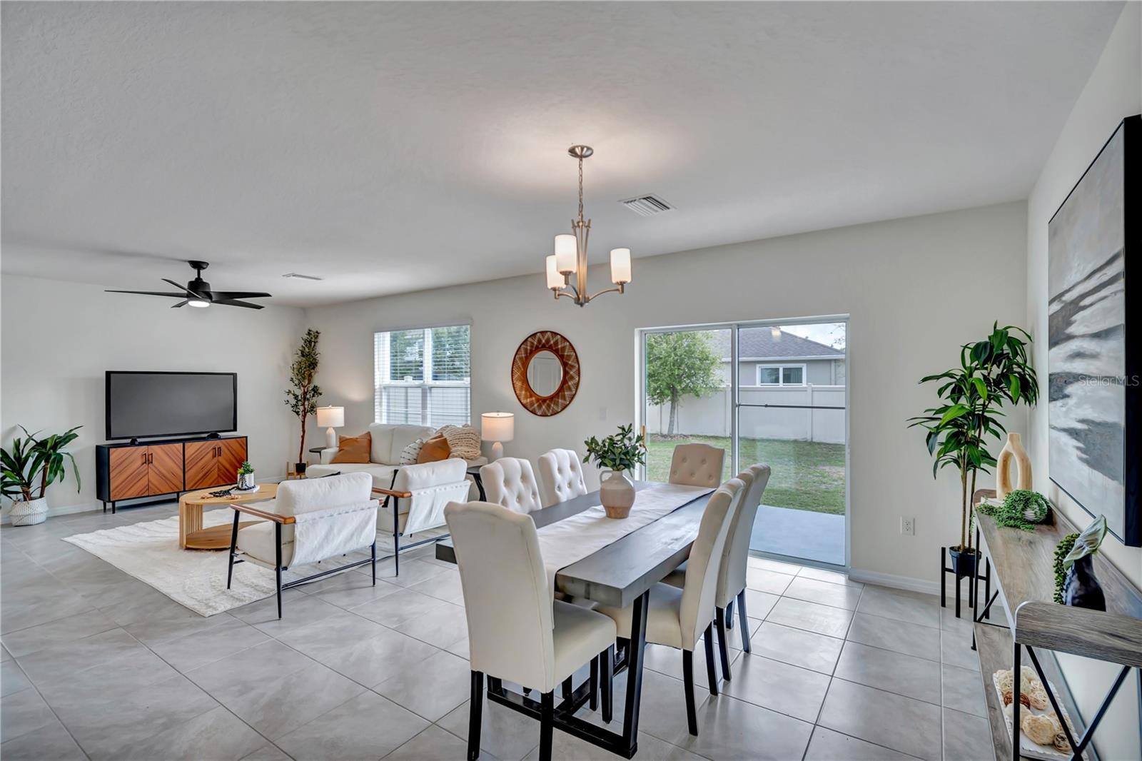 Image 6 of 51 For 32606 Canyonlands Drive