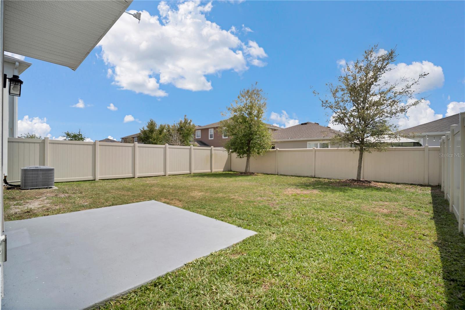 Image 9 of 51 For 32606 Canyonlands Drive