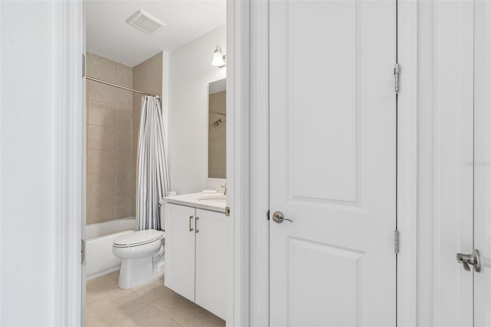 Image 38 of 64 For 3416 Acacia Bay Avenue