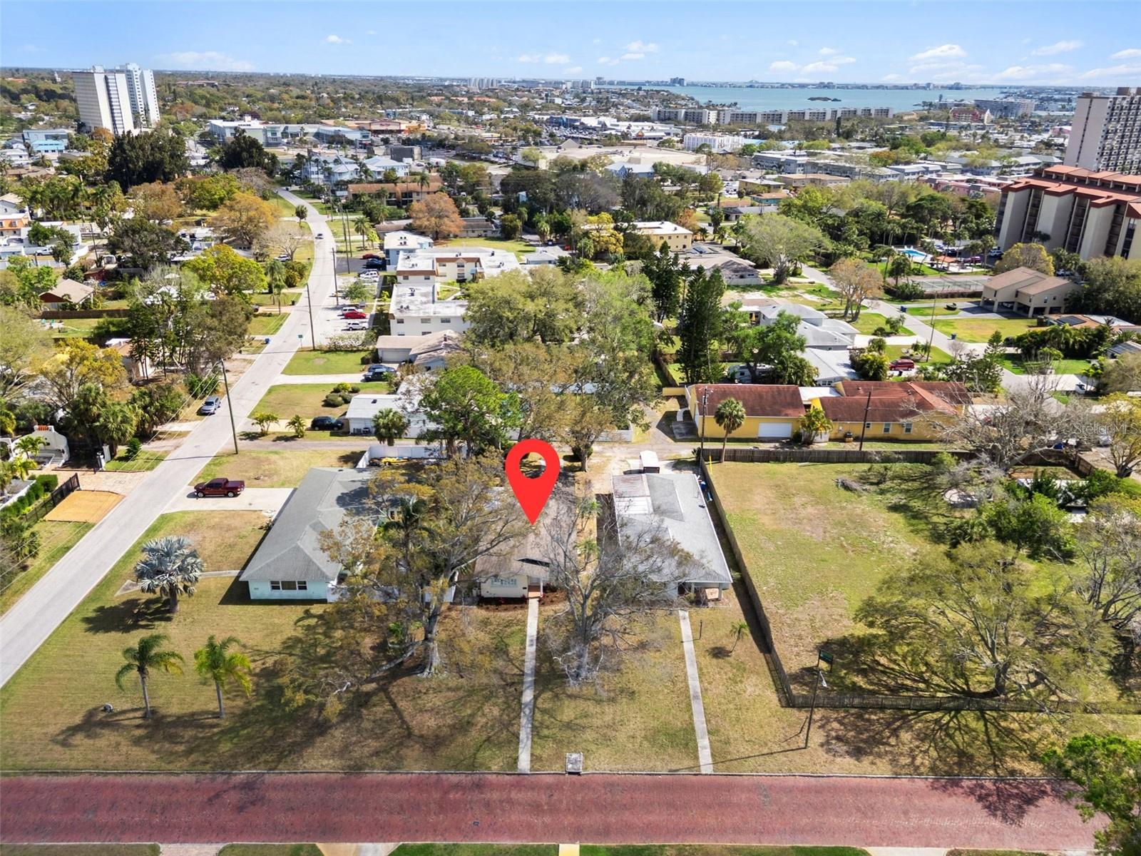 Image 36 of 36 For 662 Villagrande Avenue S