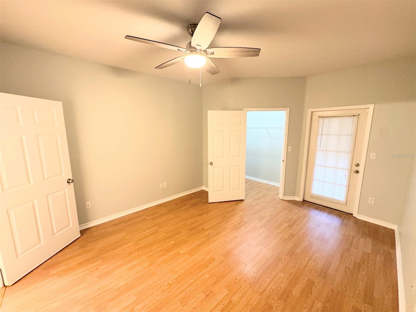 Image 8 of 58 For 4305 Bayside Village Drive 104