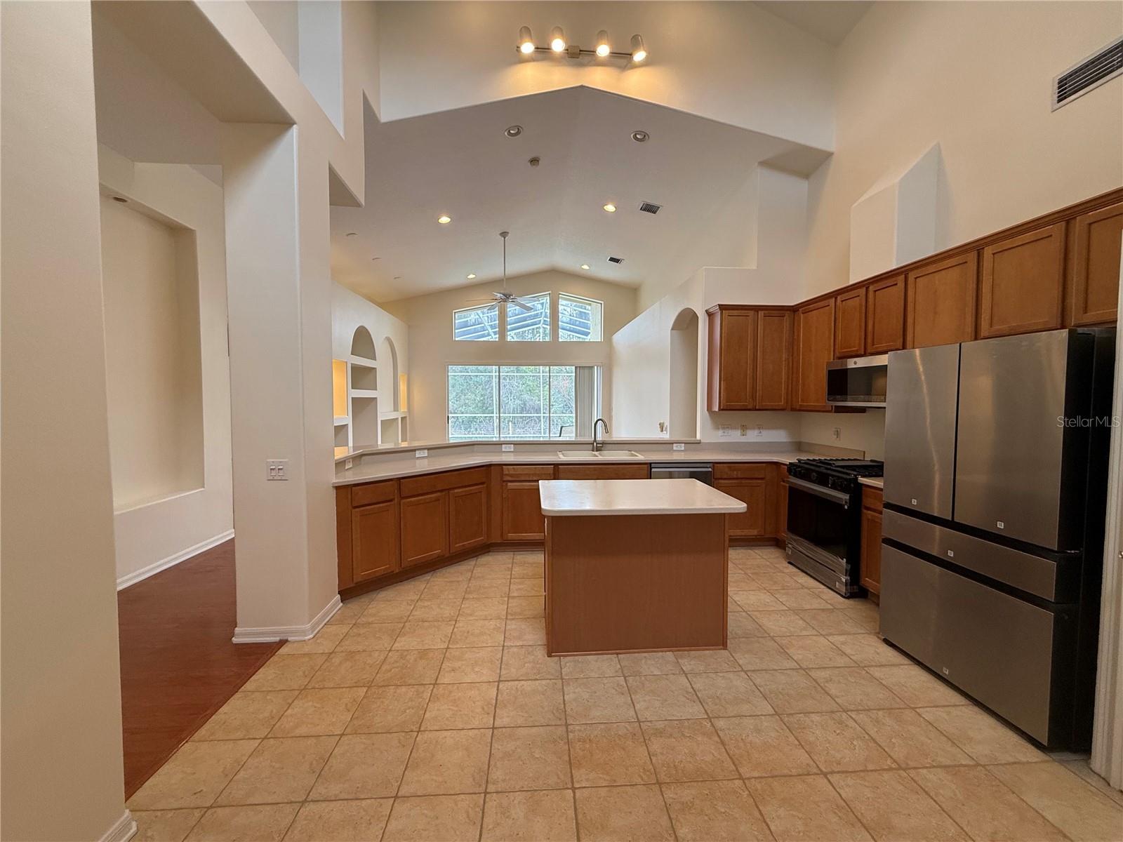 Image 11 of 48 For 8132 Brinegar Circle