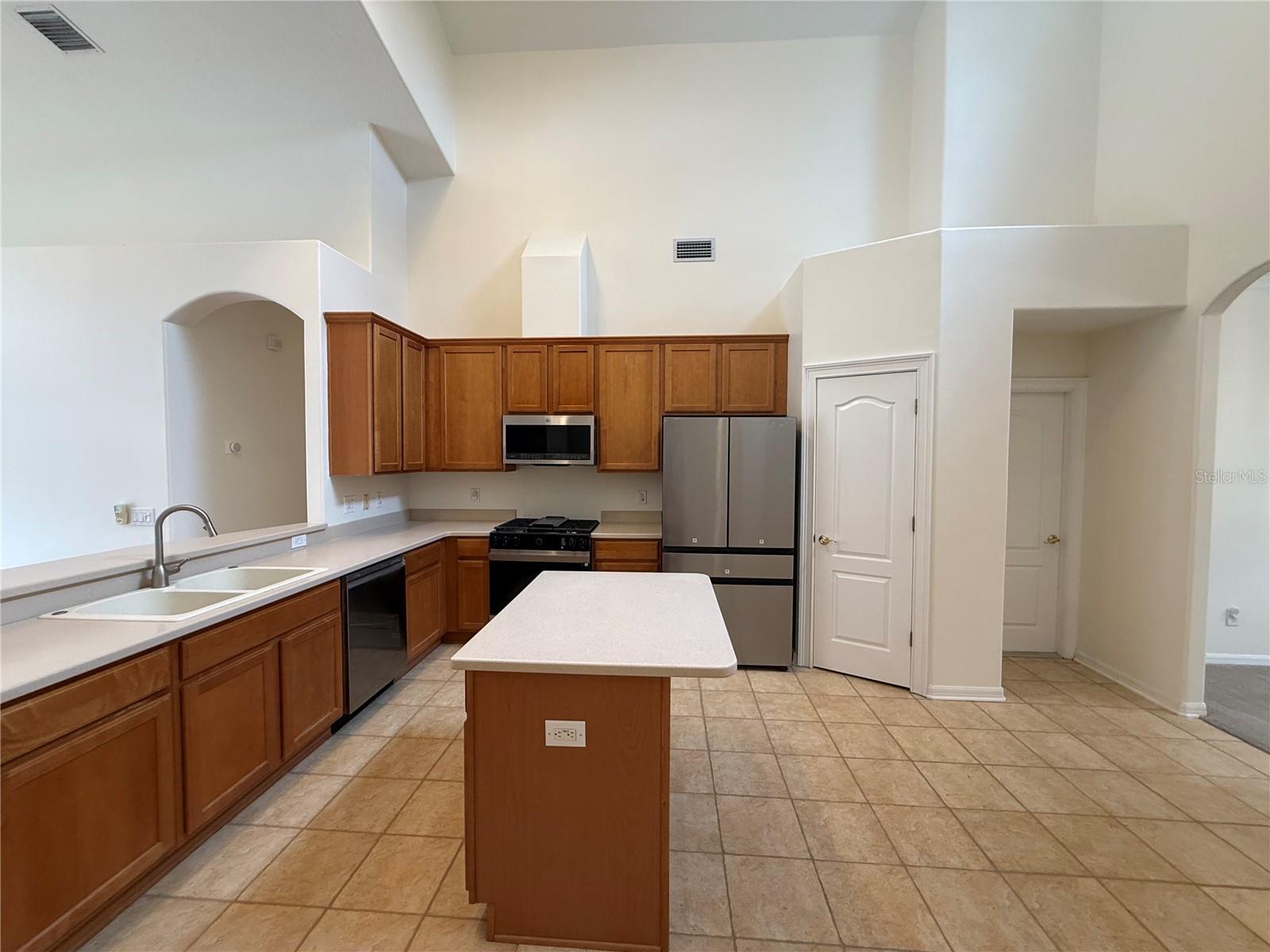 Image 13 of 48 For 8132 Brinegar Circle