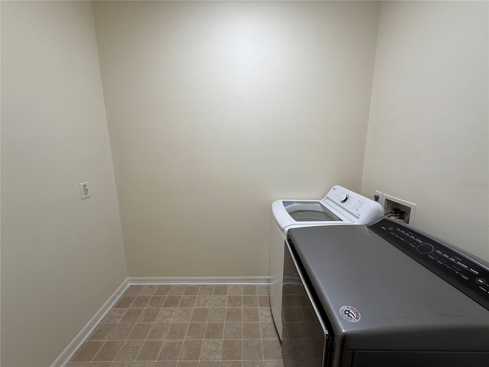 Image 40 of 48 For 8132 Brinegar Circle