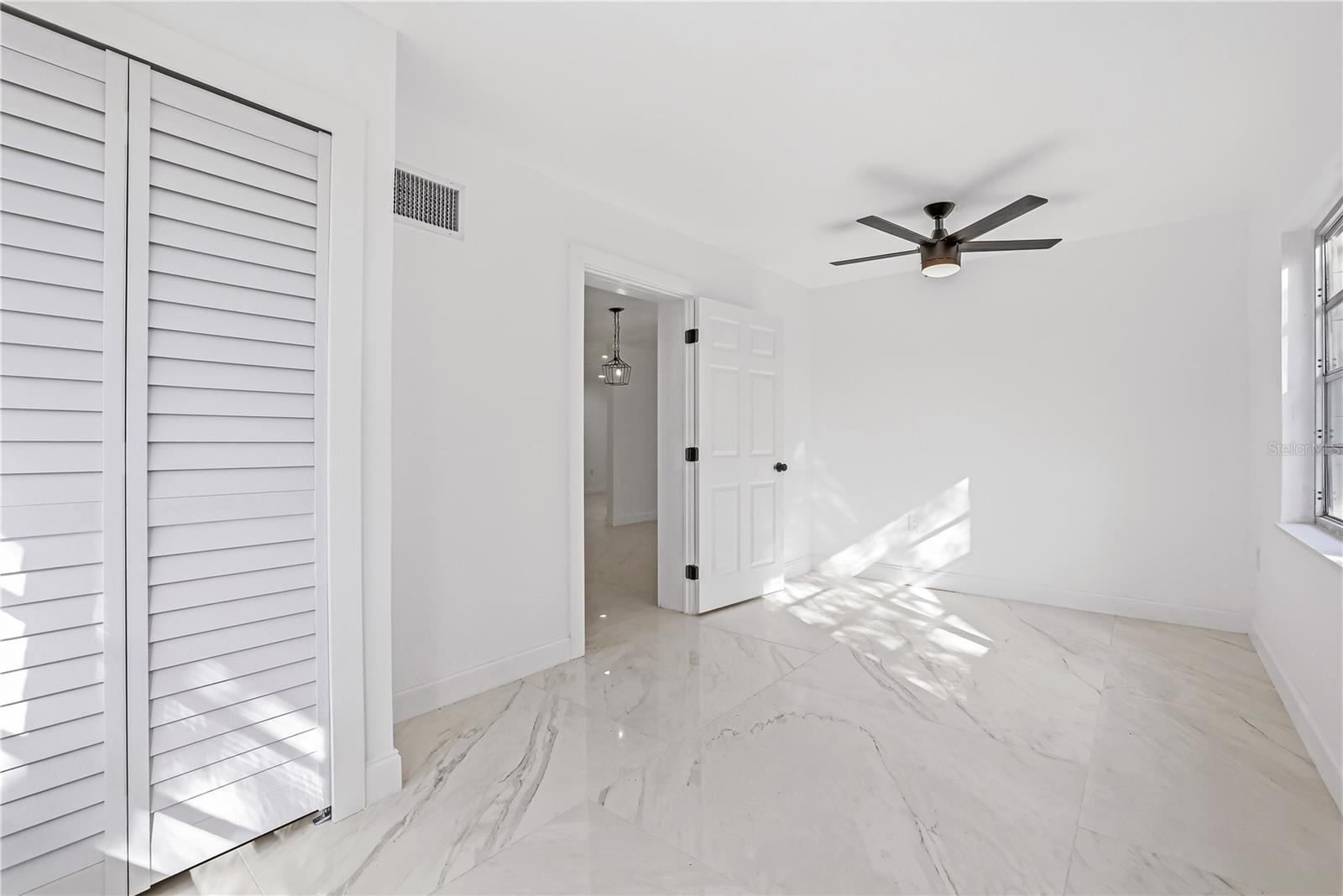 Image 37 of 48 For 34582 Orchid Parkway